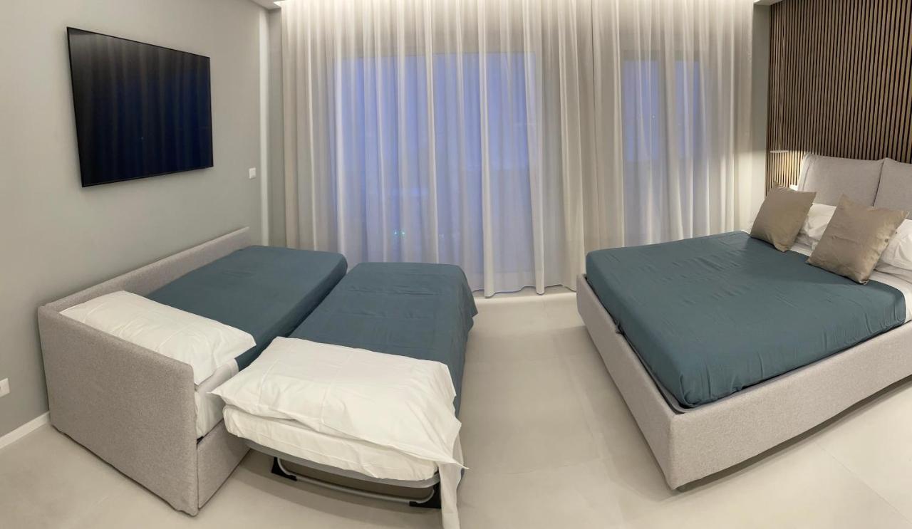 La Finestra Sul Mare Modern Apartment جيارديني ناكسوس المظهر الخارجي الصورة